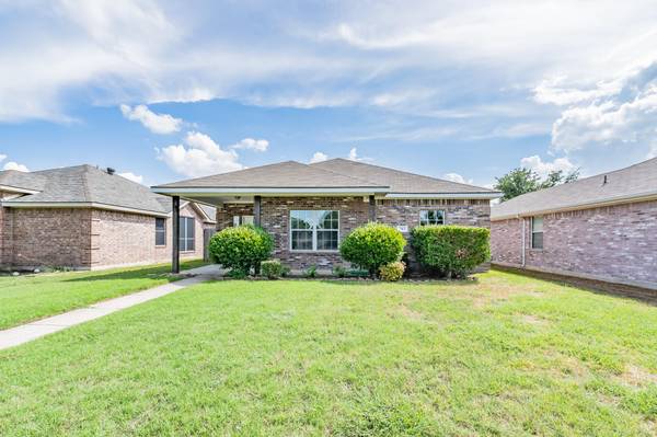 703 Donny Brook Drive, Wylie, TX 75098