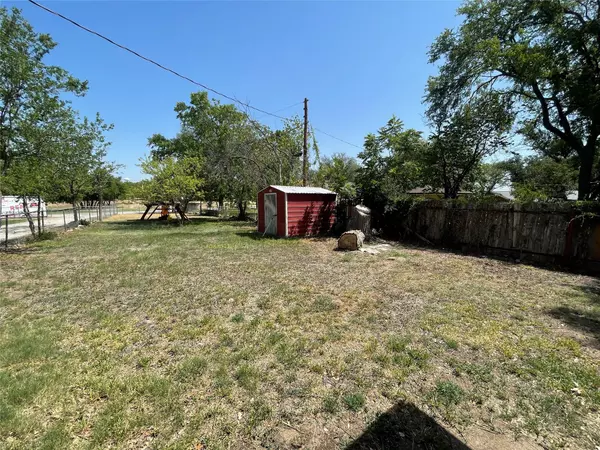 Coleman, TX 76834,1306 Westhill Lane