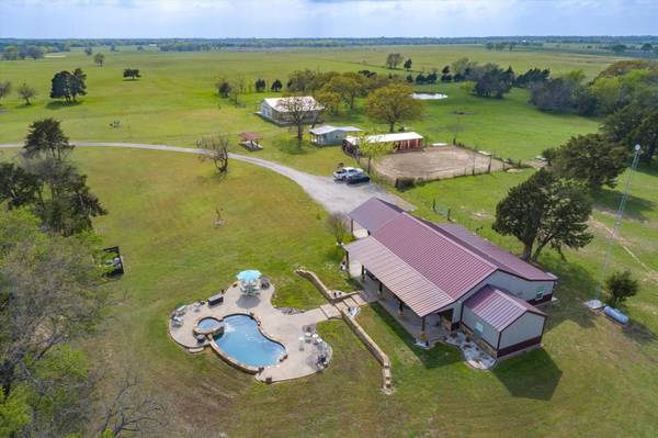 2511 Vz County Road 3804, Wills Point, TX 75169