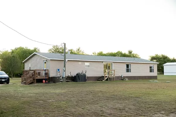 Brookston, TX 75421,3184 County Road 34150