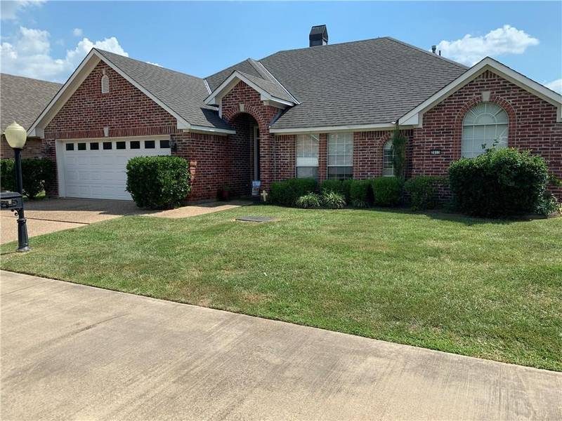 2015 Meadow Bend, Shreveport, LA 71118