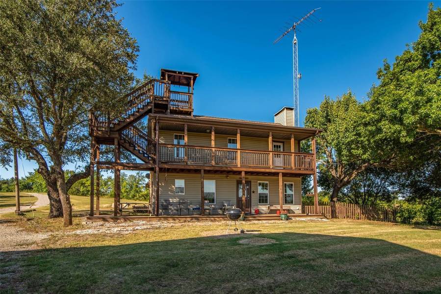 1903 Crews Road, Bells, TX 75414