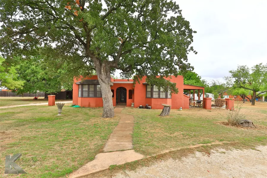 817 Tanglewood Drive, Clyde, TX 79510