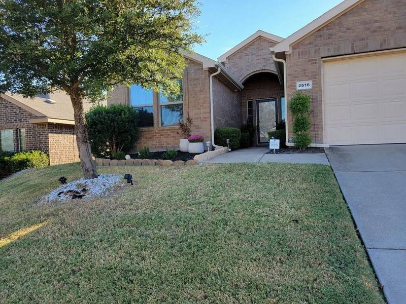 2516 Cumberland Trail, Balch Springs, TX 75181