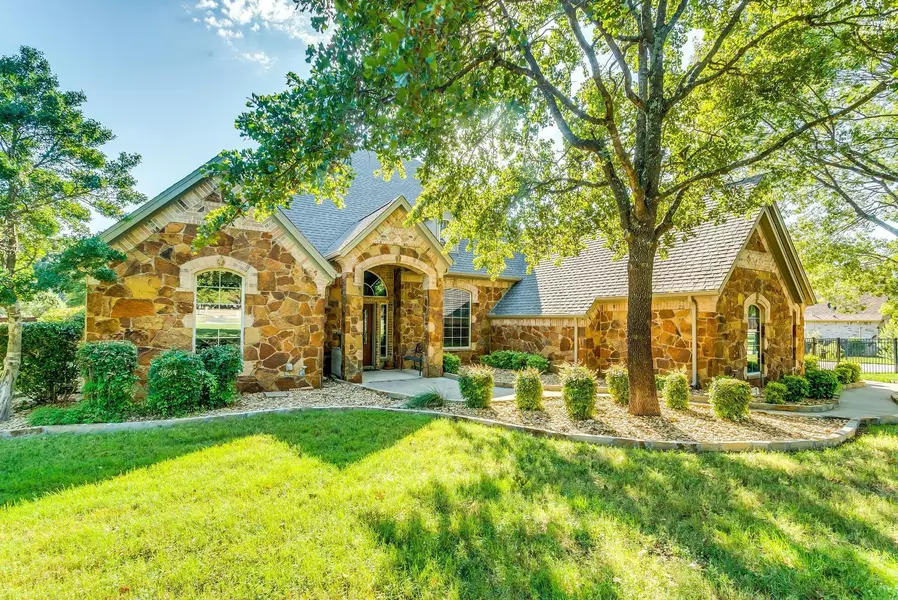 2213 Woodland Hills Lane, Weatherford, TX 76087