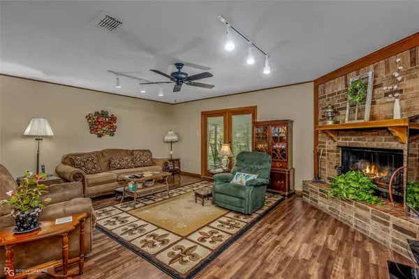 Haughton, LA 71037,302 Whispering Pines Drive