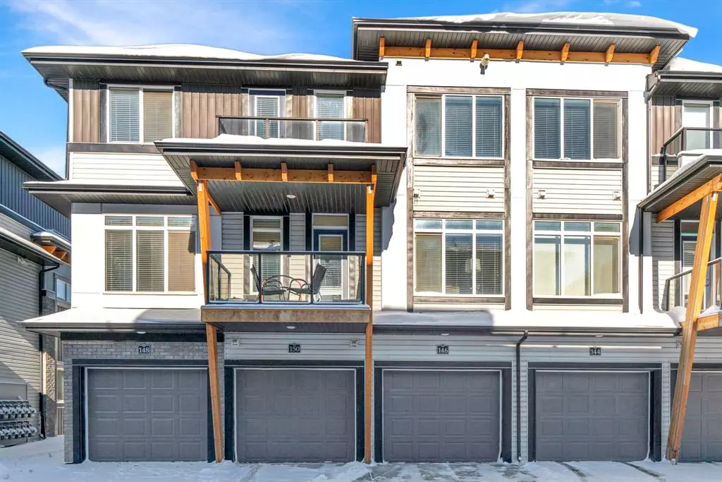 Calgary, AB T3J0Y3,146 Savanna WALK NE