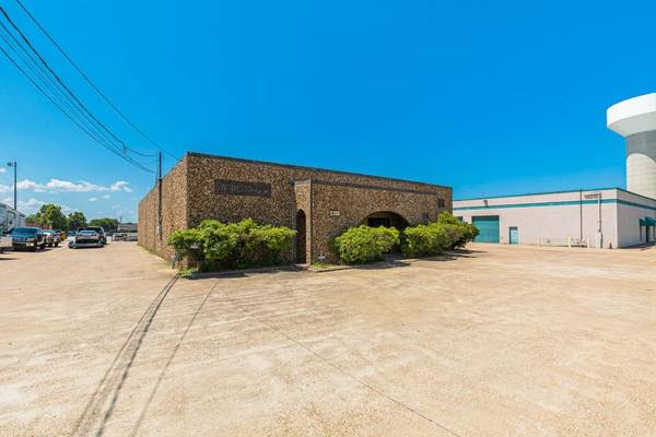 Rowlett, TX 75088,3306 Main Street