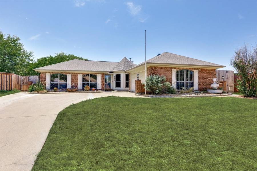 6232 Blossom Drive, Watauga, TX 76148