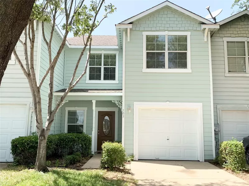 103 Heritage Court, Seagoville, TX 75159