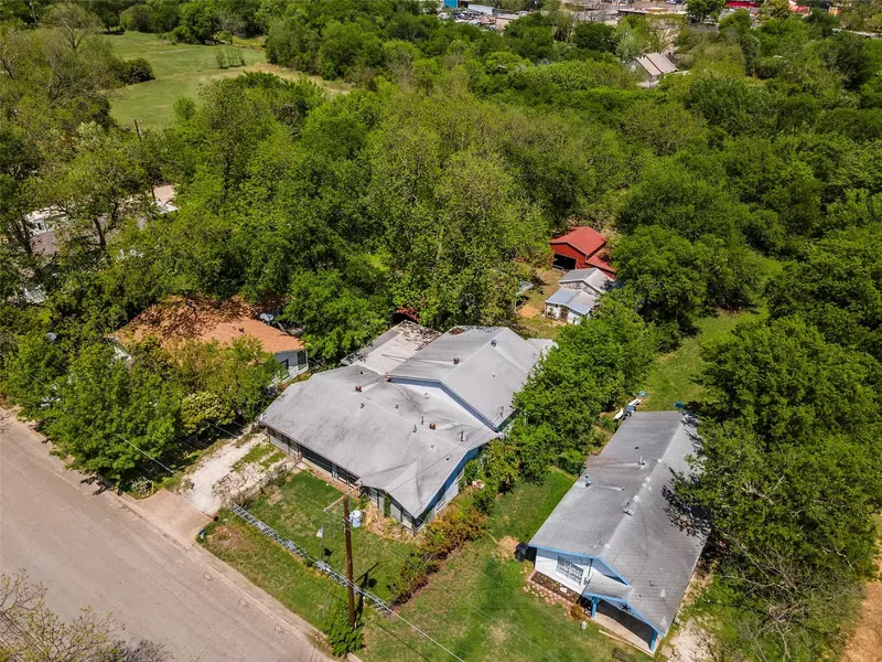 926 N Buffalo Avenue, Cleburne, TX 76033