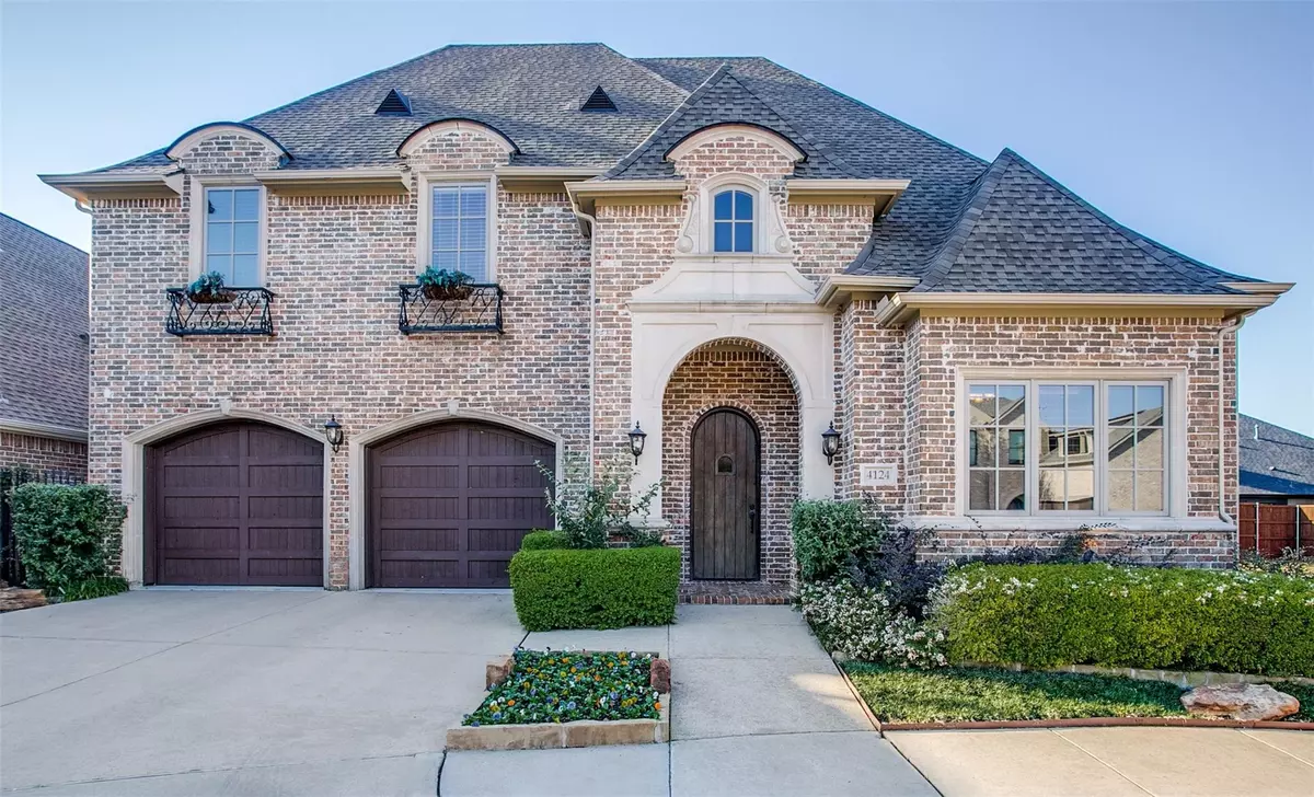 Dallas, TX 75229,4124 Walnut Glen Place