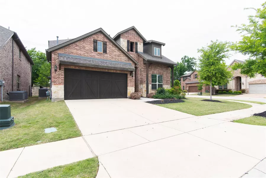 8776 Quiet Path, Keller, TX 76248