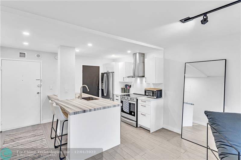 Fort Lauderdale, FL 33304,900 NE 18th Ave #406