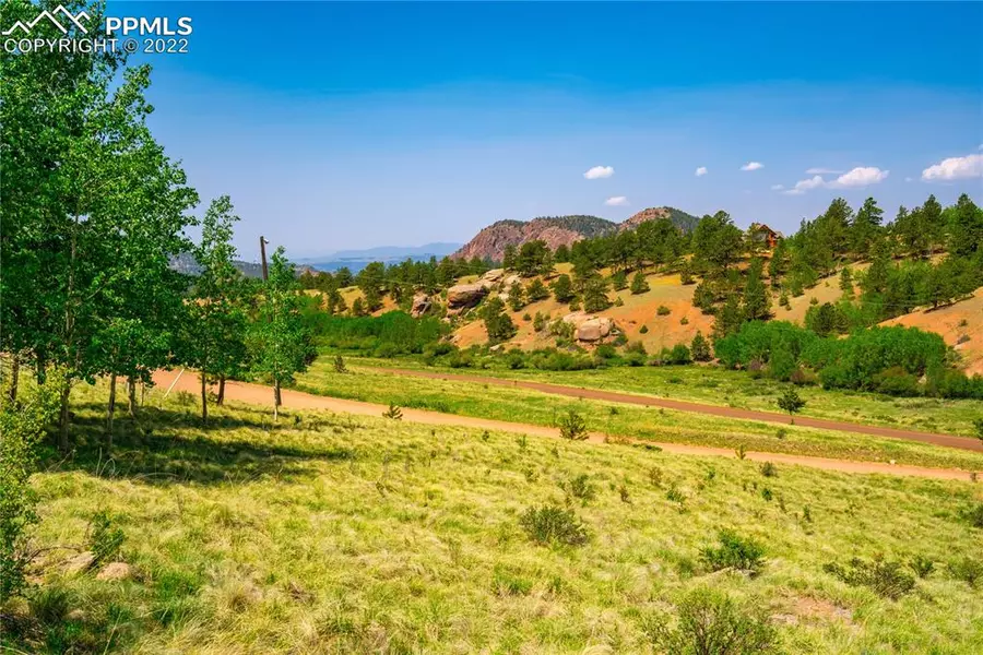 1192 Anges DR, Cripple Creek, CO 80813