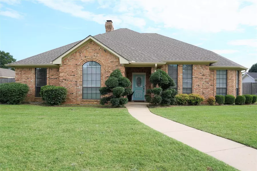 3920 Oleander Street, Paris, TX 75462