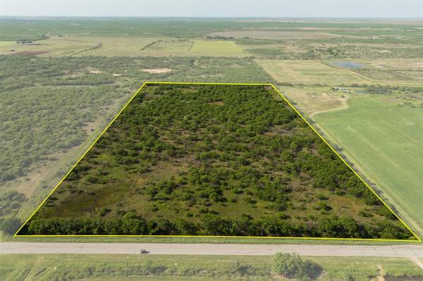 24 AC Hwy 258,  Iowa Park,  TX 76367