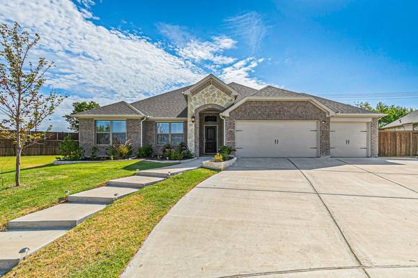 203 Jacaranda Drive, Royse City, TX 75189