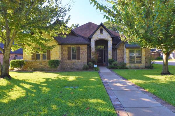 8523 Castleton Way, Tyler, TX 75703