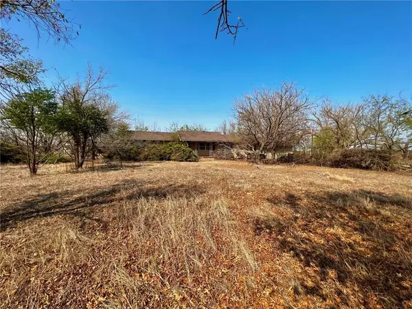 1939 NE Azalea Street, Cashion, OK 73016