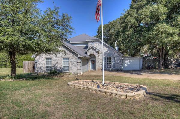 808 Hillburn Drive, West Tawakoni, TX 75474