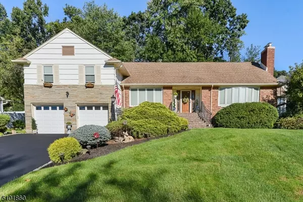 368 Upland Rd, Mountainside Boro, NJ 07092