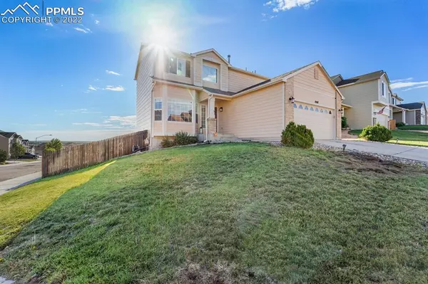 8307 Parkglen DR, Fountain, CO 80817