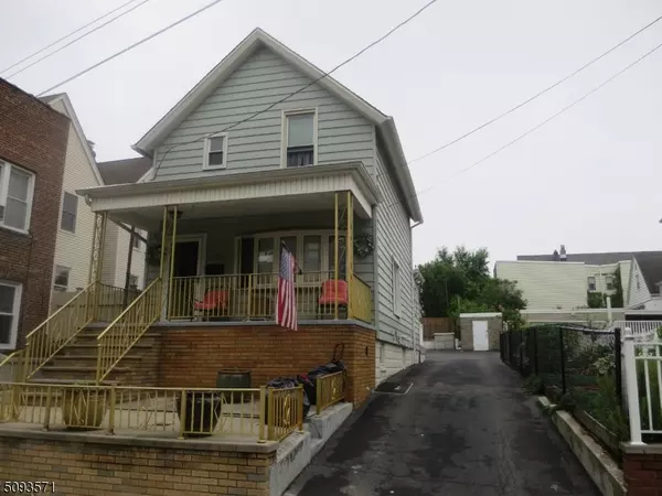 680 Avenue A, Bayonne City, NJ 07002