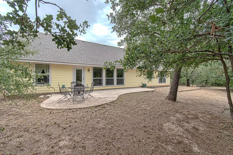 1110 Spring Valley Road, Paradise, TX 76073