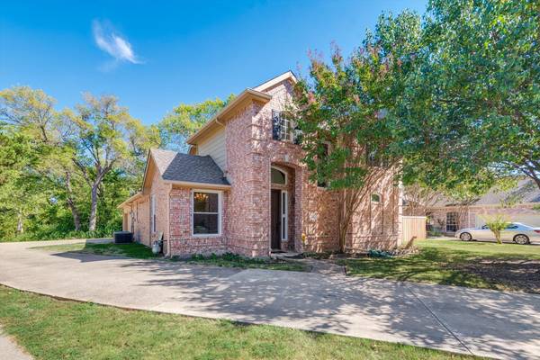 300 Raintree Drive, Murphy, TX 75094