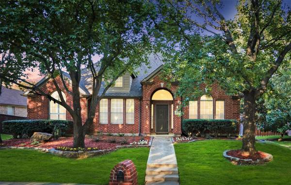 1708 Shadywood Lane, Flower Mound, TX 75028