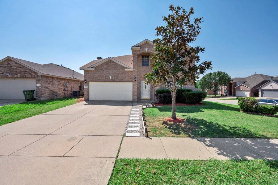 916 Pryor Drive, Arlington, TX 76001