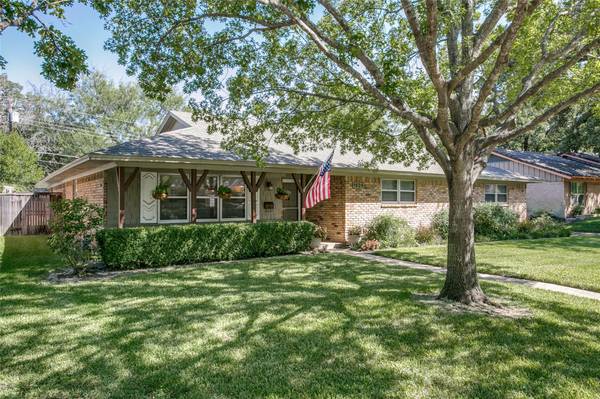 1626 Post Oak Drive, Irving, TX 75061