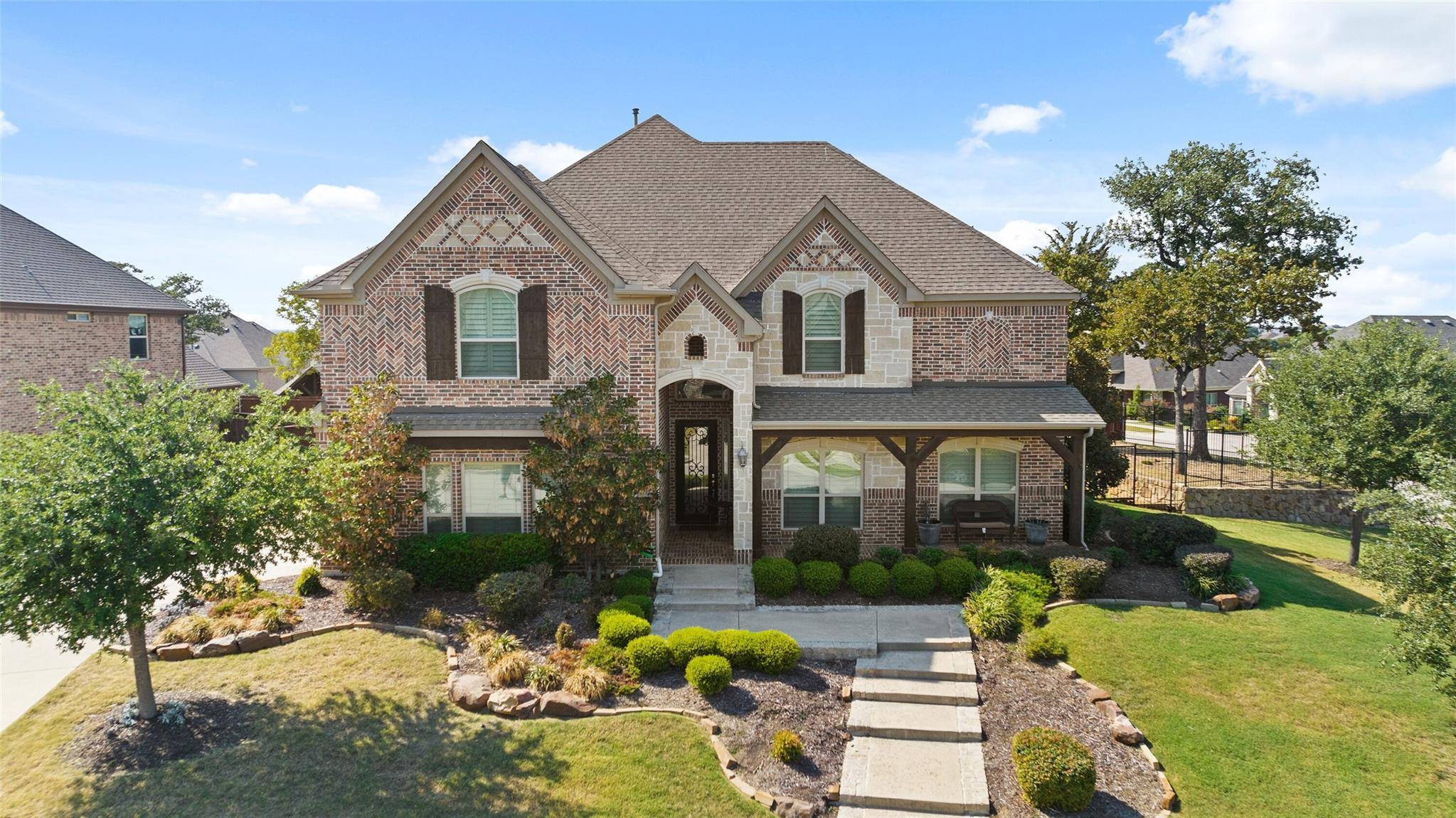 2351 Heartland Road,  Corinth,  TX 76210