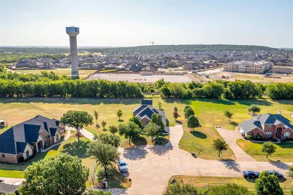 1900 Buckskin Road, Crowley, TX 76036