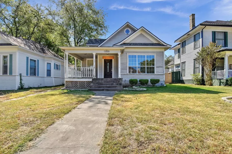 1024 W Sears Street, Denison, TX 75020