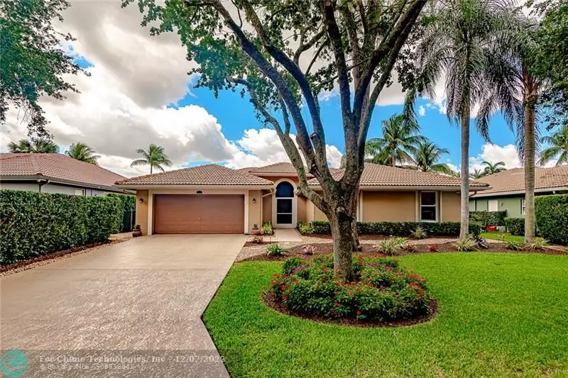 4232 NW 66th St, Coconut Creek, FL 33073