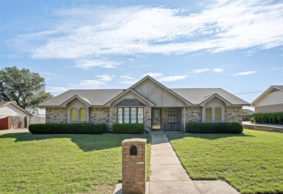 Edgecliff Village, TX 76134,6005 Ed Coady Road