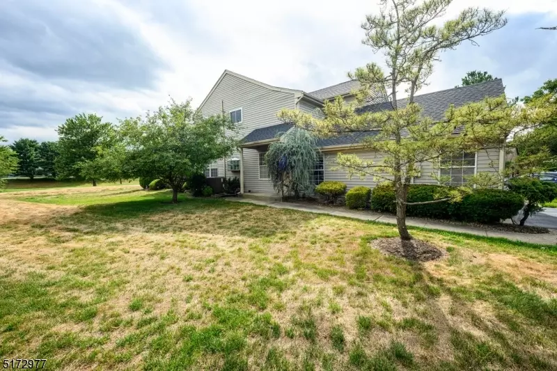 3D Hillsborough Dr #D, Monroe Twp., NJ 08831