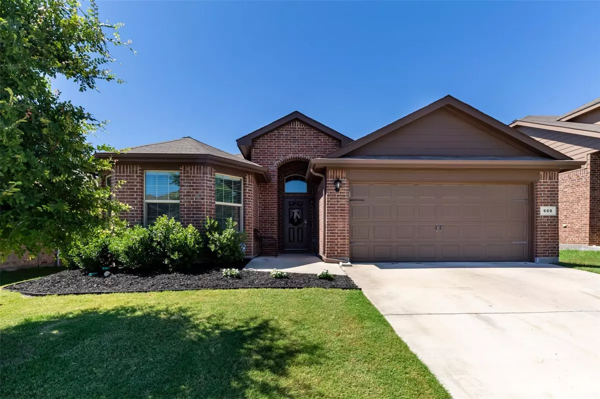 Azle, TX 76020,609 Cameron Way