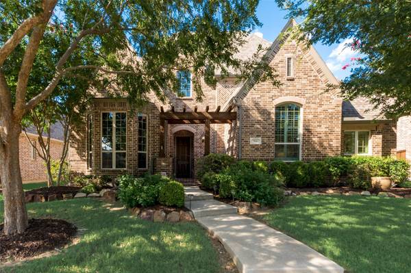 906 Clear Water Drive, Allen, TX 75013