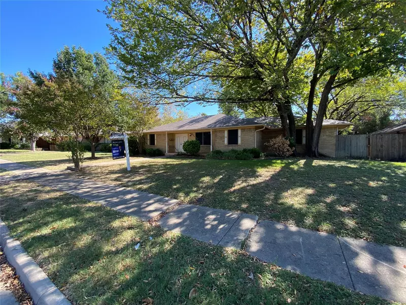 3420 Kinkaid Circle, Dallas, TX 75220