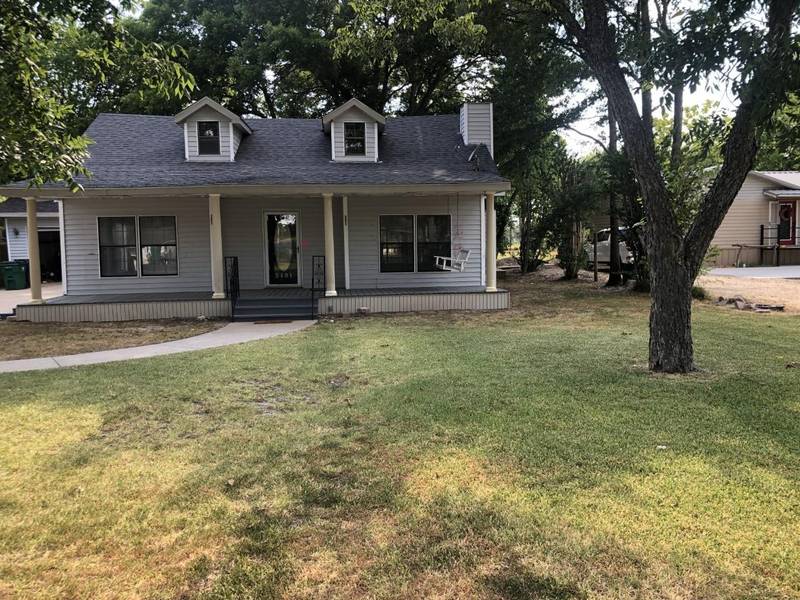 2401 Fannin Street, Greenville, TX 75401