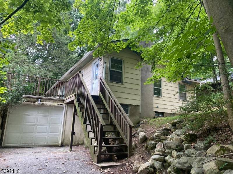 105 Hillside Rd, Sparta Twp., NJ 07871