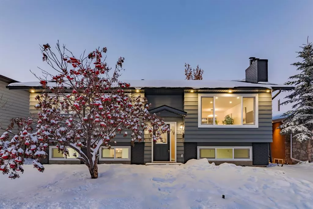 Calgary, AB T3K 1W1,63 Bermondsey CRES NW