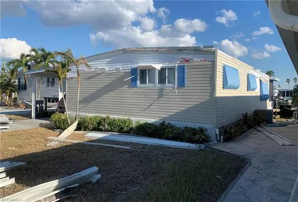 Fort Myers Beach, FL 33931,11341 Bougainvillea LN