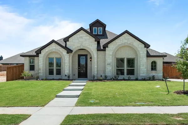 4446 Massey Meadows Way, Midlothian, TX 76065