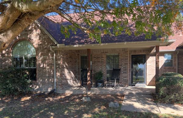 3107 Bowie Street, Granbury, TX 76049