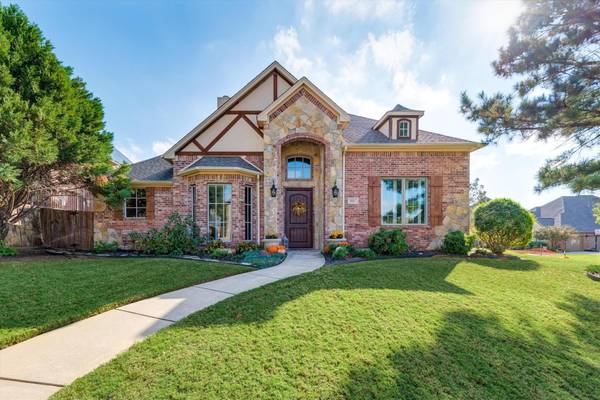 621 Forest View Court, Hurst, TX 76054