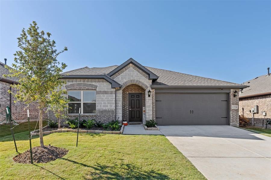 1224 Coyote Ridge, Aubrey, TX 76227